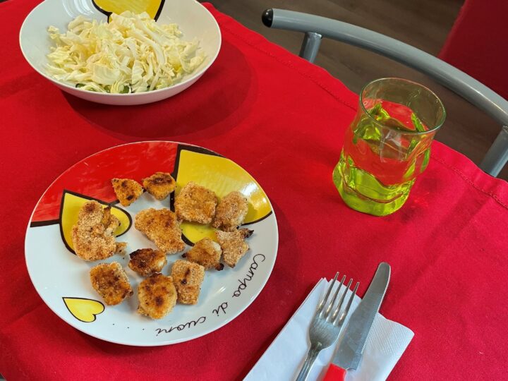 Nuggets di pollo fatte in casa e dietetiche